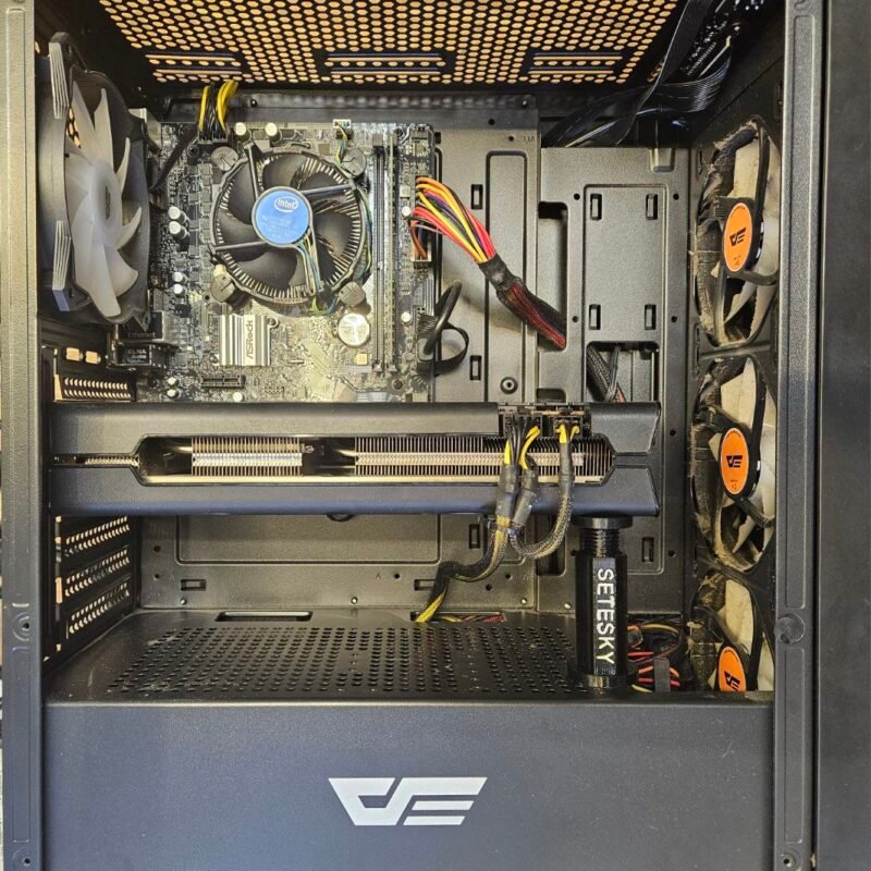 photo_5794184343331736845_y